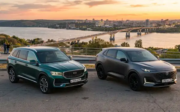 Geely Monjaro против Changan UNI-K: что лучше