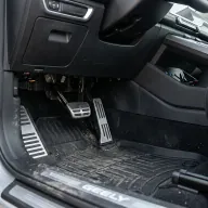 Задержка педали газа Geely Atlas Pro: решение